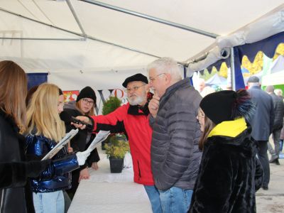 Na stoisku powiatu przy konkursie ekologicznym