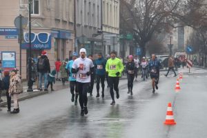 VIII Bieg im. Bohaterów Powstania Wielkopolskiego - zdjęcie 045