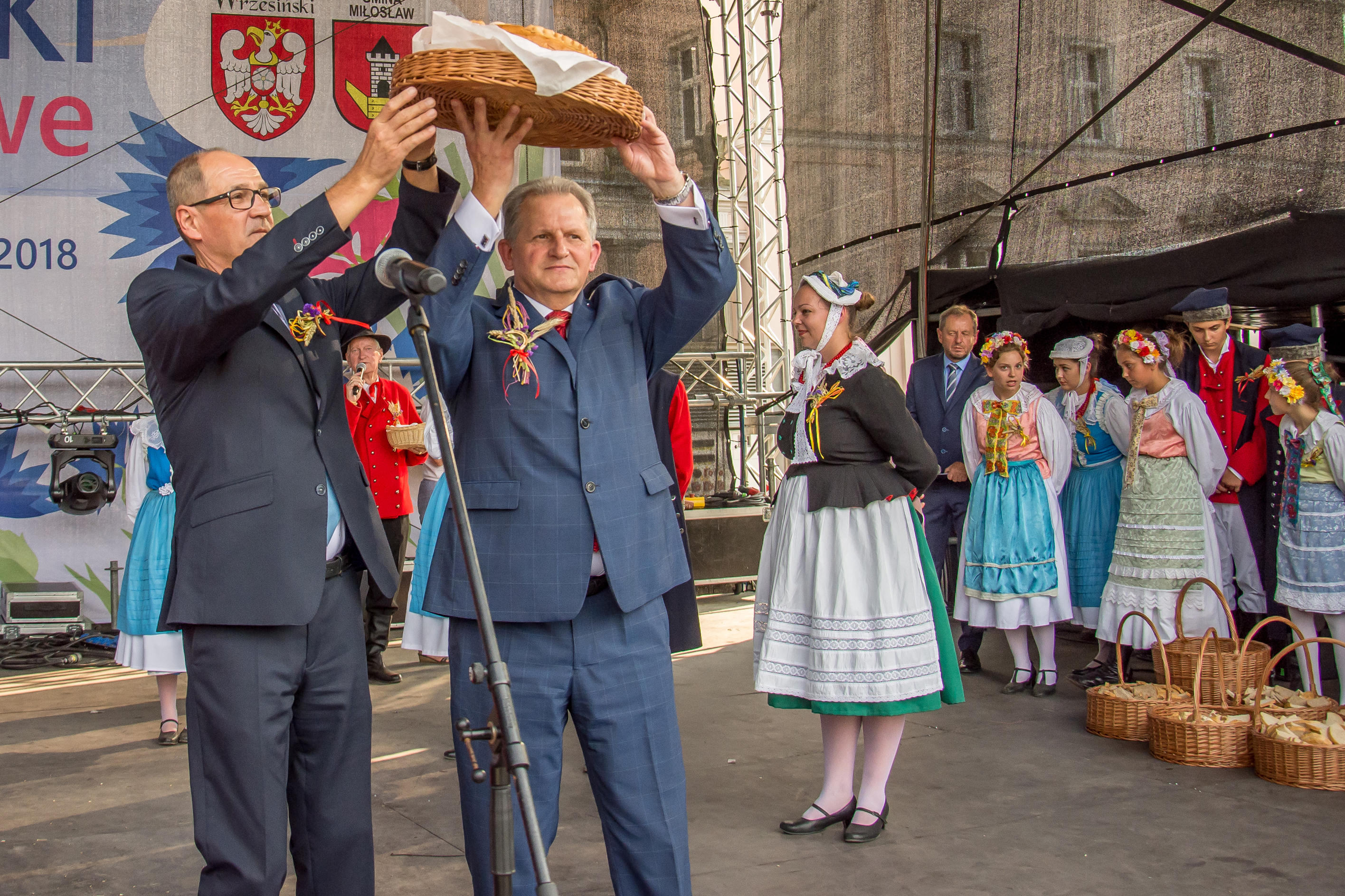 Dożynki Powiatowe, które odbyły się 2 września w Miłosławiu przejdą do historii jako bardzo udane.